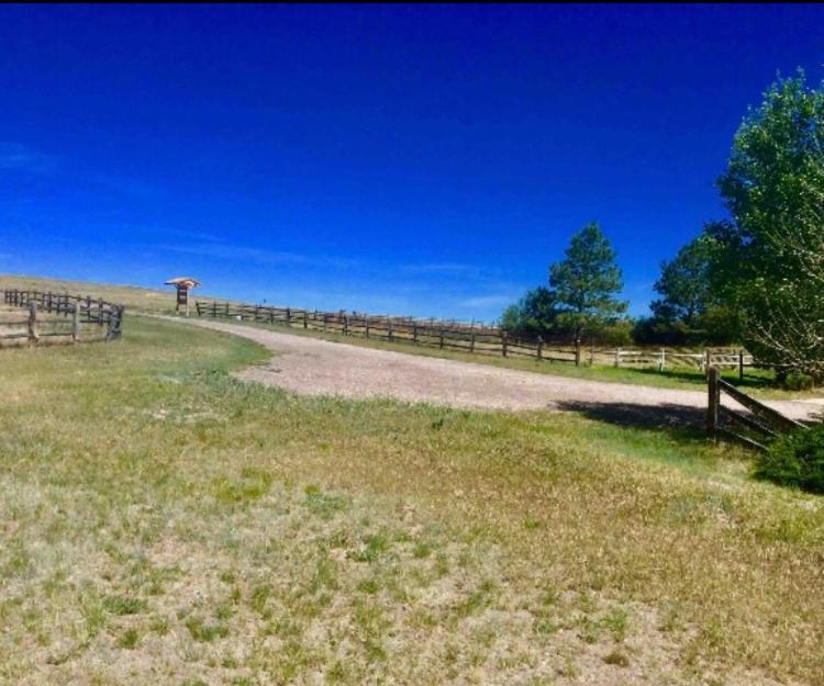 Yellowstone Cattle Baron Ensuite, Private Entrance & Parking - Prairie Rose B&B Cheyenne Zewnętrze zdjęcie