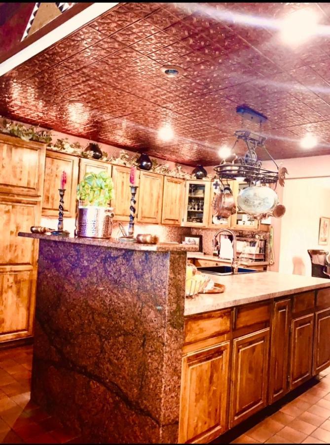 Yellowstone Cattle Baron Ensuite, Private Entrance & Parking - Prairie Rose B&B Cheyenne Zewnętrze zdjęcie
